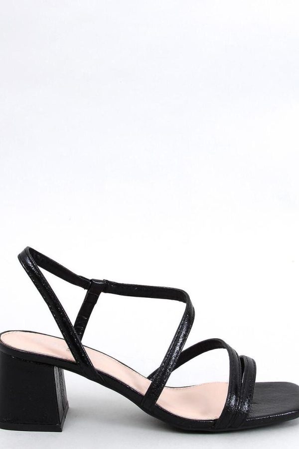 Sandalen mit Absatz model 196074 Inello