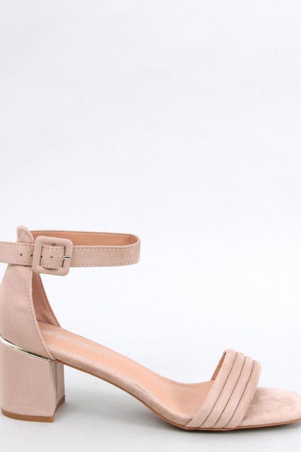 Sandalen mit Absatz model 196076 Inello