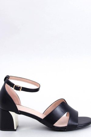 Sandalen mit Absatz model 196535 Inello