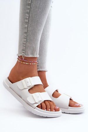 Pantoletten model 197415 Step in style
